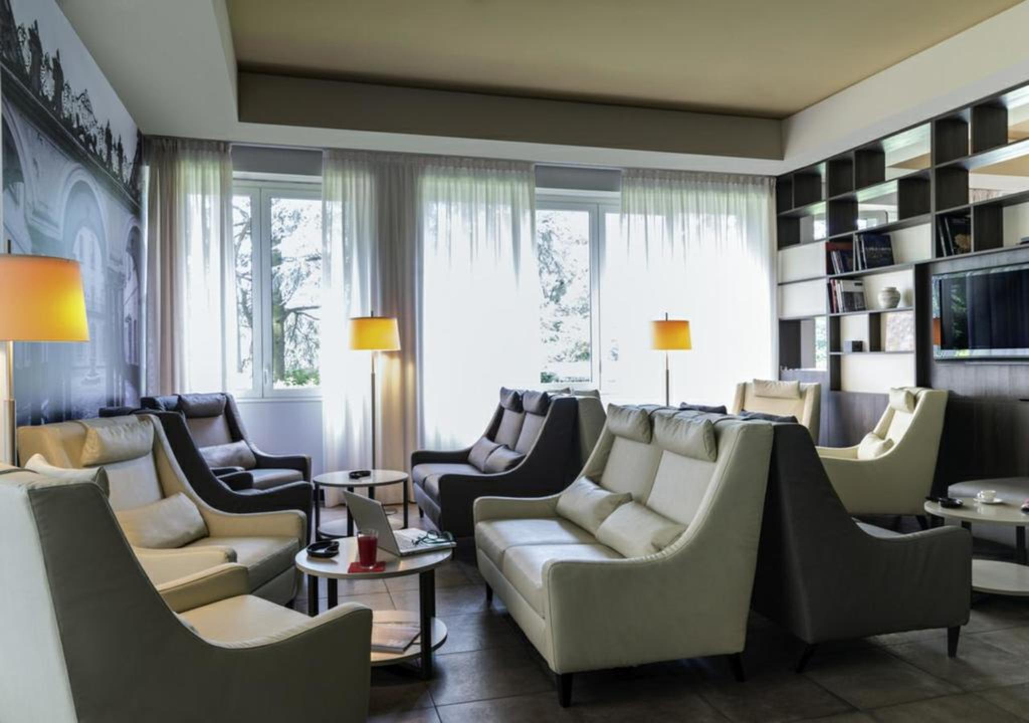 Bis Hotel 4*